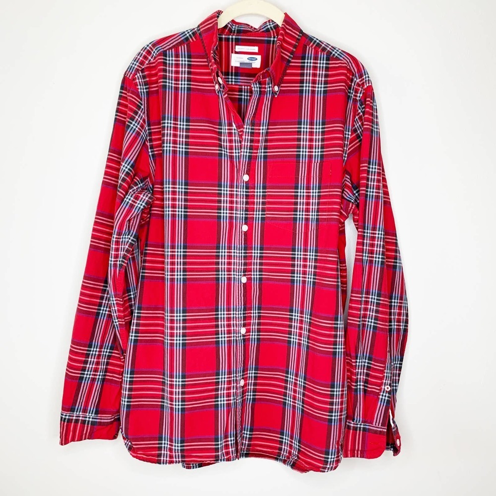 OLD NAVY Mens Classic Regular Fit Button Down‎ Shirt Winters Day Red Plaid Large